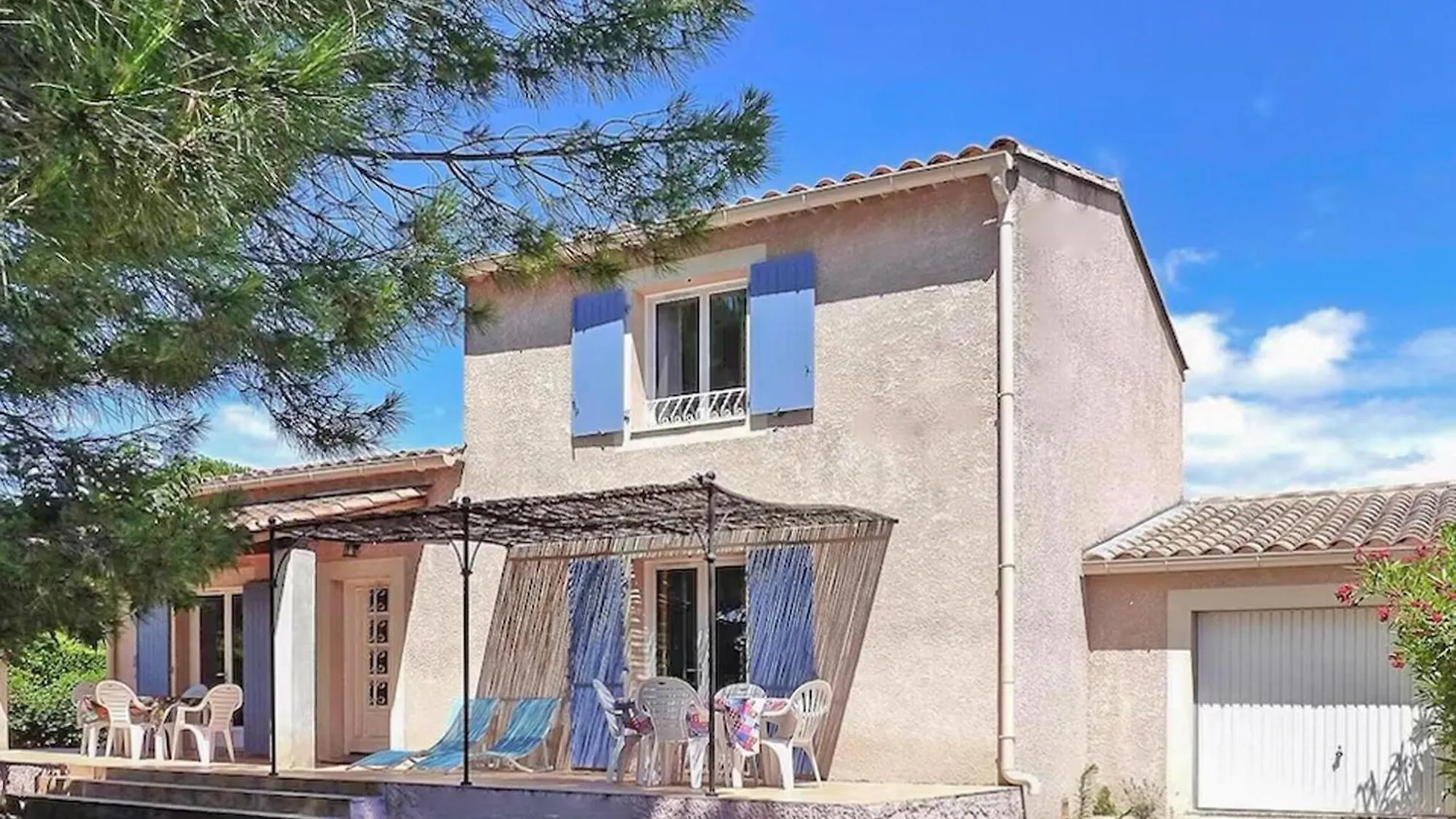 Beautiful Home In Vaison-La-Romaine With Outdoor Swimming Pool Holiday home